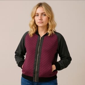 Tilley Wanderer Collection Quilted Bomber Jacket Burgundy Black Zip Front Large